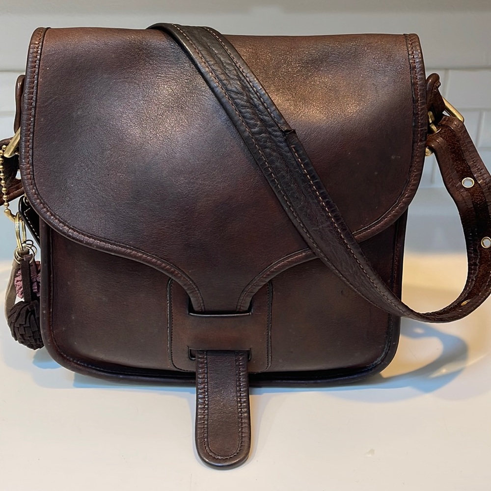 Vintage Coach Courier Bag 💼 ❤️